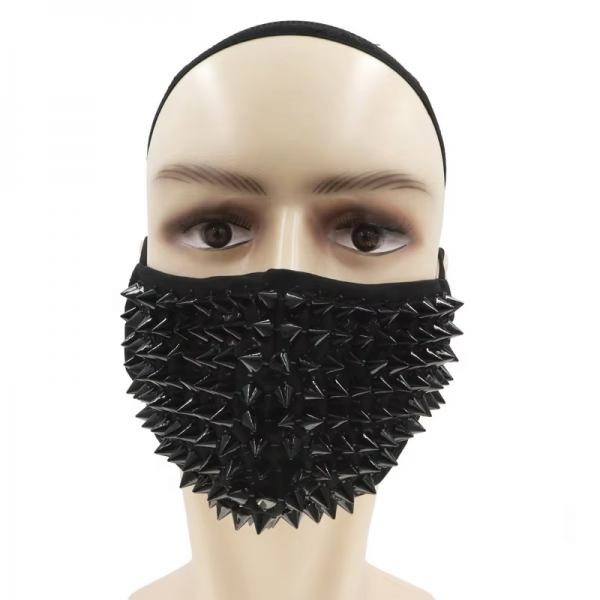 Spike half face mask