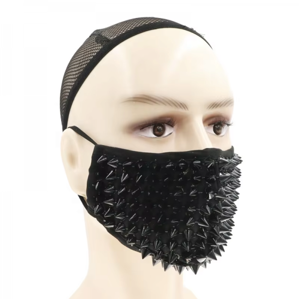 Spike half face mask